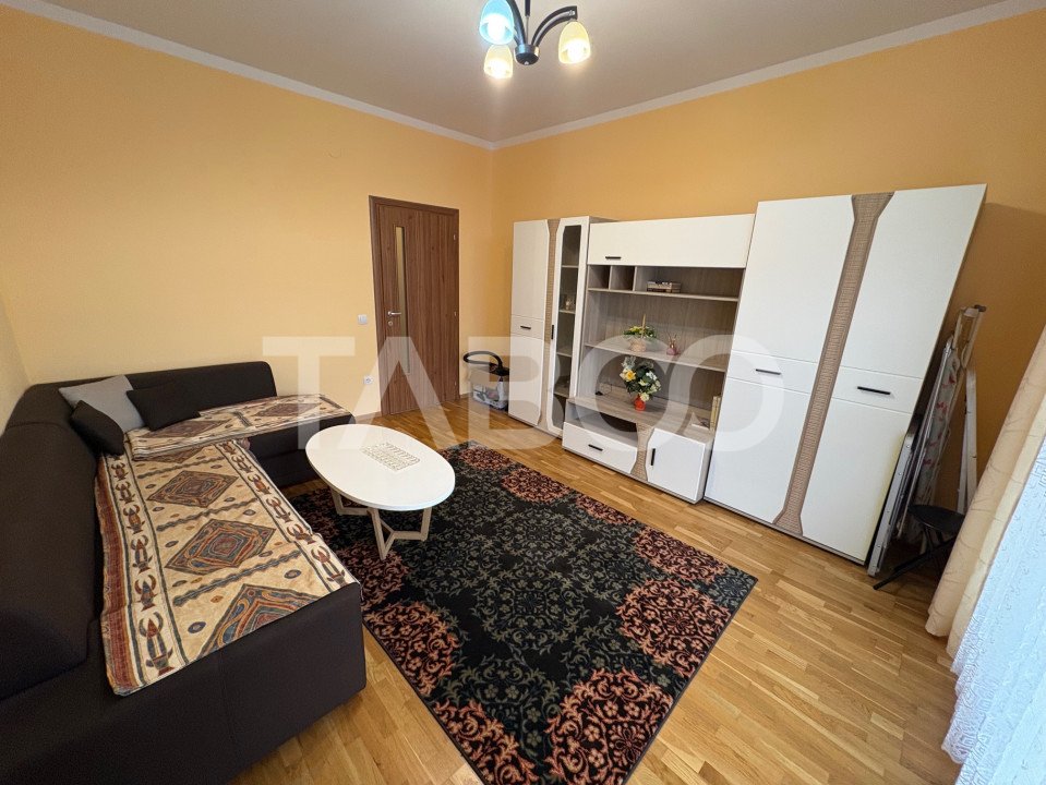 Apartament 2 camere decomandate Piata Cluj 2 balcoane 50 mpu Sibiu