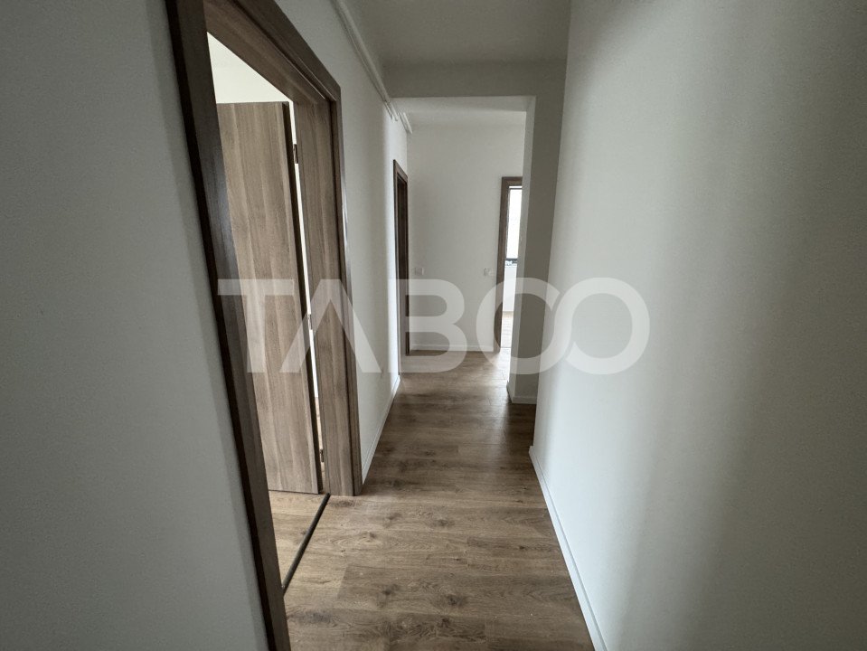 Apartament 3 camere 2 bai 72 mpu cu balcon de 15 mp si loc parcare