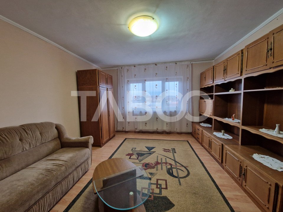 Apartament 3 camere de inchiriat 2 balcoane lift Terezian Sibiu