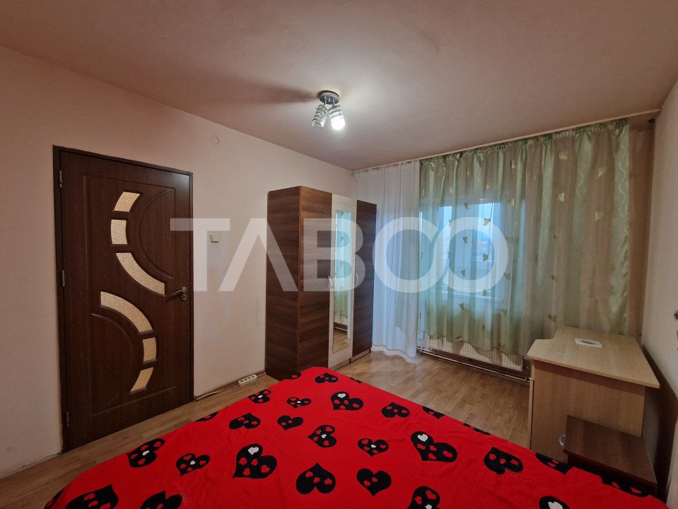 Apartament 3 camere de inchiriat 2 balcoane lift Terezian Sibiu