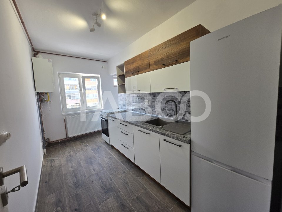 Apartament 3 camere de inchiriat 68 mpu zona Vasile Aaron Sibiu