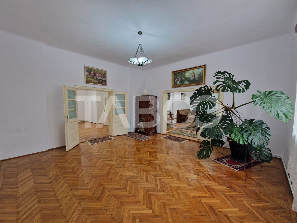 apartament-4-camere-spatiu-comercial-garaj-si-pivnita-central-sibiu-P21887