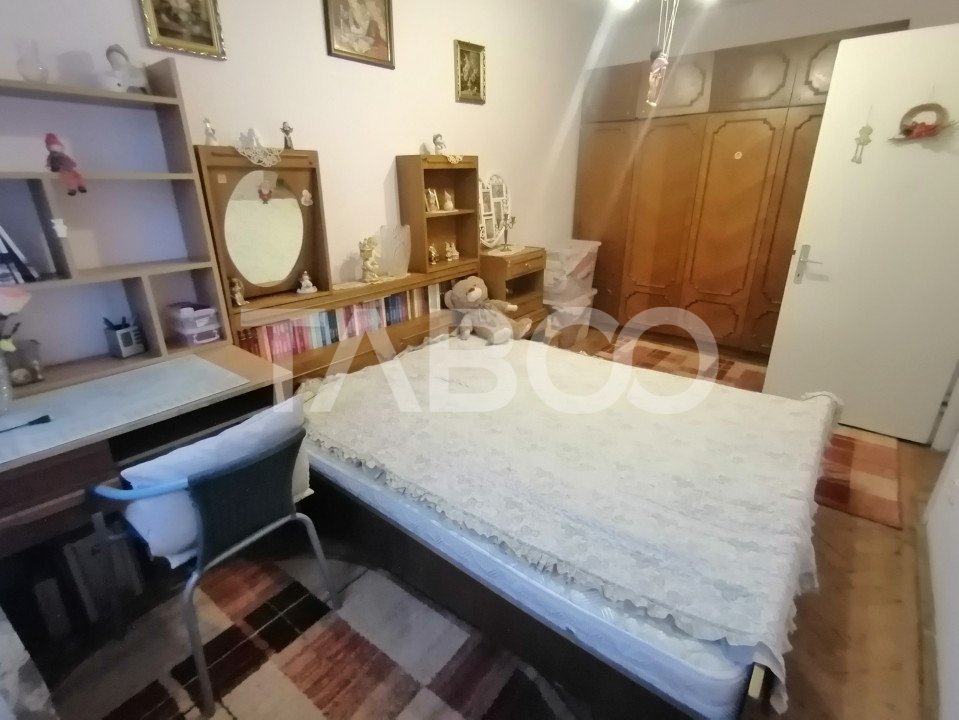 apartament-cu-2-camere-52-utili-etajul-2-balcon-mihai-viteazu-sibiu-P21639