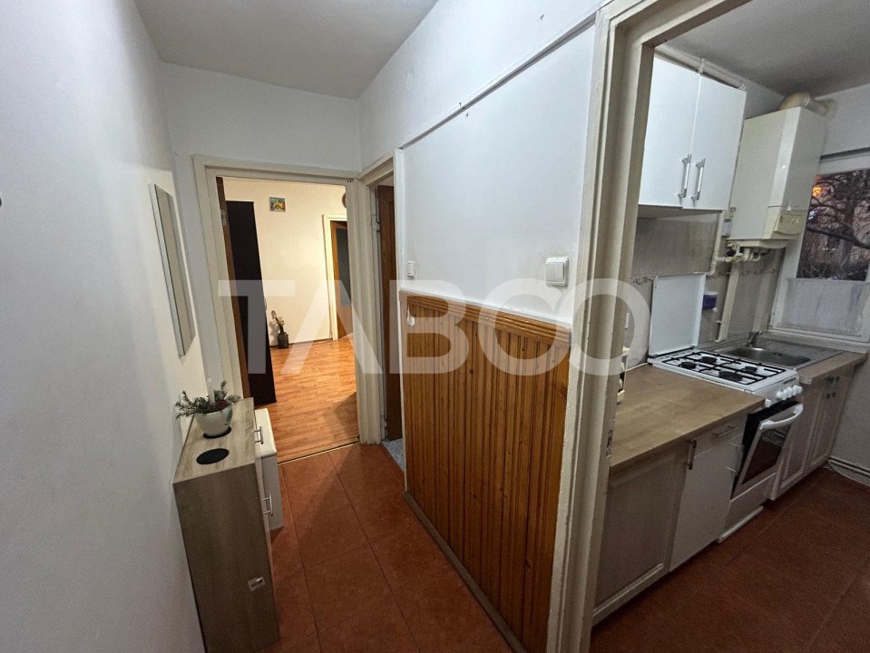 Apartament cu 2 camere de inchiriat la parter in zona Rahovei