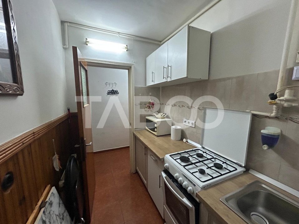 Apartament cu 2 camere de inchiriat la parter in zona Rahovei