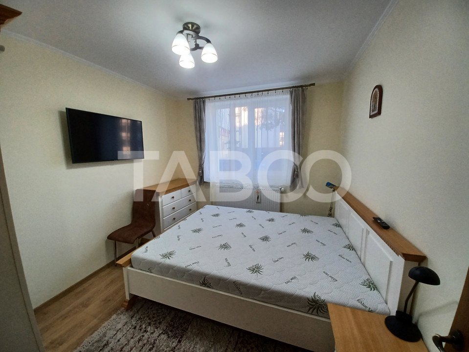 Apartament cu 3 camere modern renovat etajul 1 Centrul de Afaceri