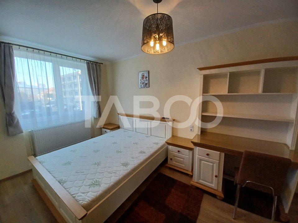 Apartament cu 3 camere modern renovat etajul 1 Centrul de Afaceri