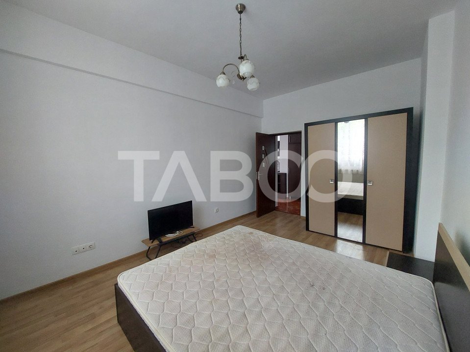 Apartament de inchiriat 2 camere 59 mpu loc parcare Mihai Viteazu