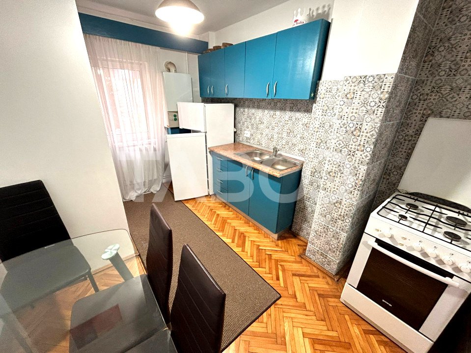 Apartament de inchiriat 4 camere 2 bai 2 balcoane Calea Dumbavii Sibiu