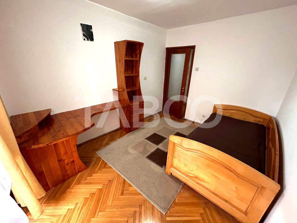 Apartament de inchiriat 4 camere 2 bai 2 balcoane Calea Dumbavii Sibiu