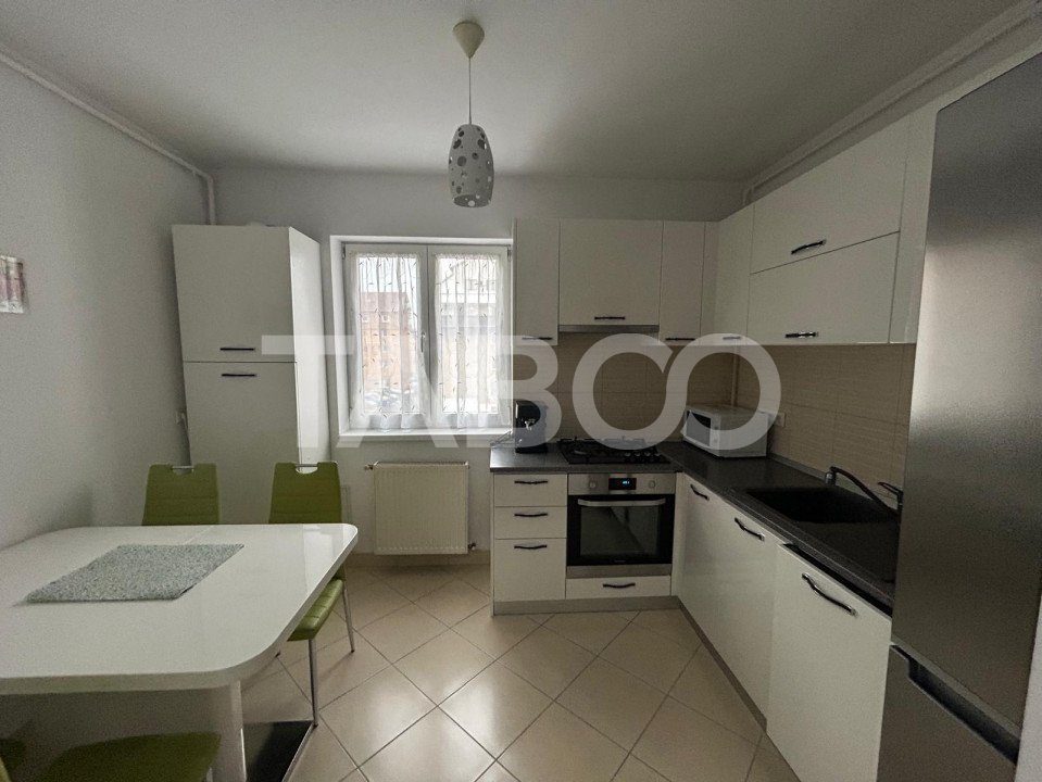 Apartament de inchiriat cu 3 camere si balcon in Terezian 