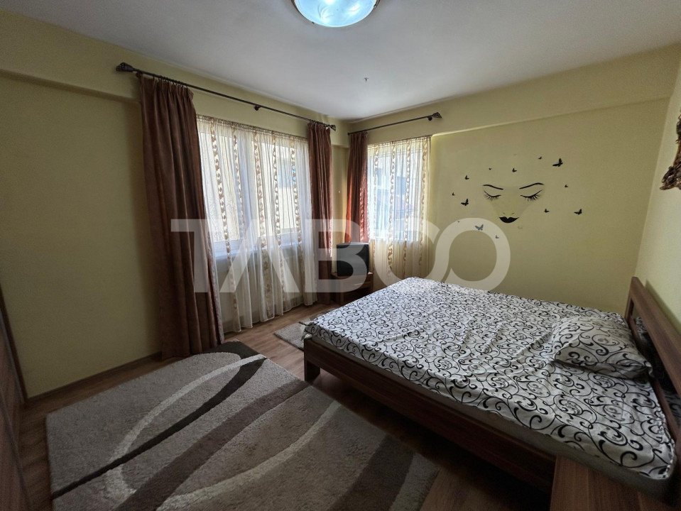 Apartament de inchiriat cu 3 camere si garaj in zona Turnisor 