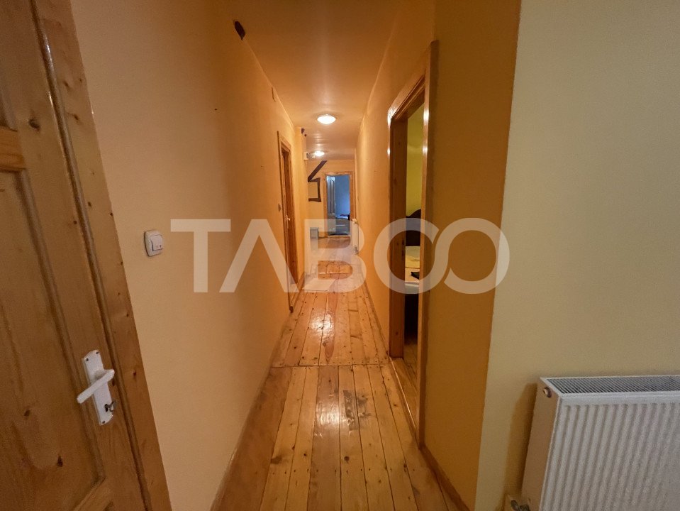 Apartament de inchiriat cu 4 camere si terasa Centrul Istoric Sibiu