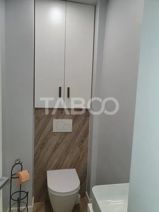 Apartament de inchiriat renovat 3 camere 2 bai Pet Friendly