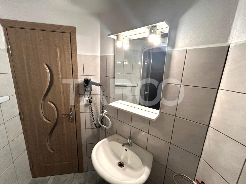 Apartament de vanzare 2 camere decomandate 40 mpu 2 bai in Sibiu