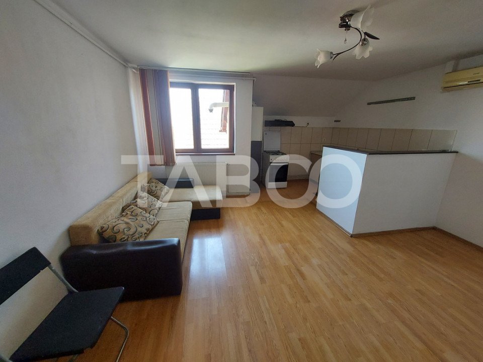 apartament-de-vanzare-2-camere-decomandate-60-mpu-balcon-piata-cluj-P21025