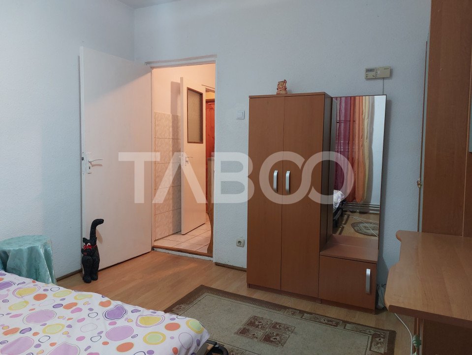 Apartament de vanzare 40 mpu 2 camere mobilate Piata Noua in Cisnadie