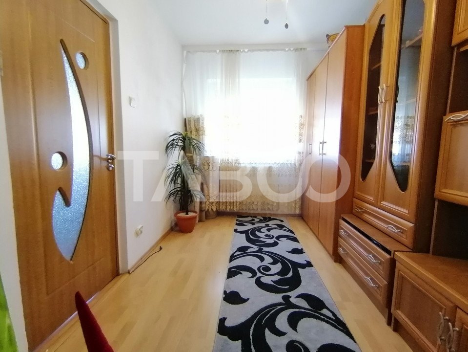 apartament-de-vanzare-cu-2-camere-etaj-intermediar-vasile-aaron-sibiu-P21599