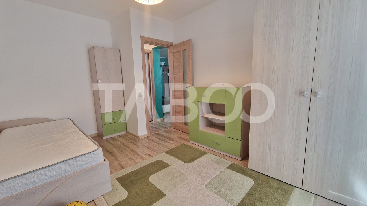 Apartament de vanzare la intrarea in Arhitectilor 3 camere si balcon