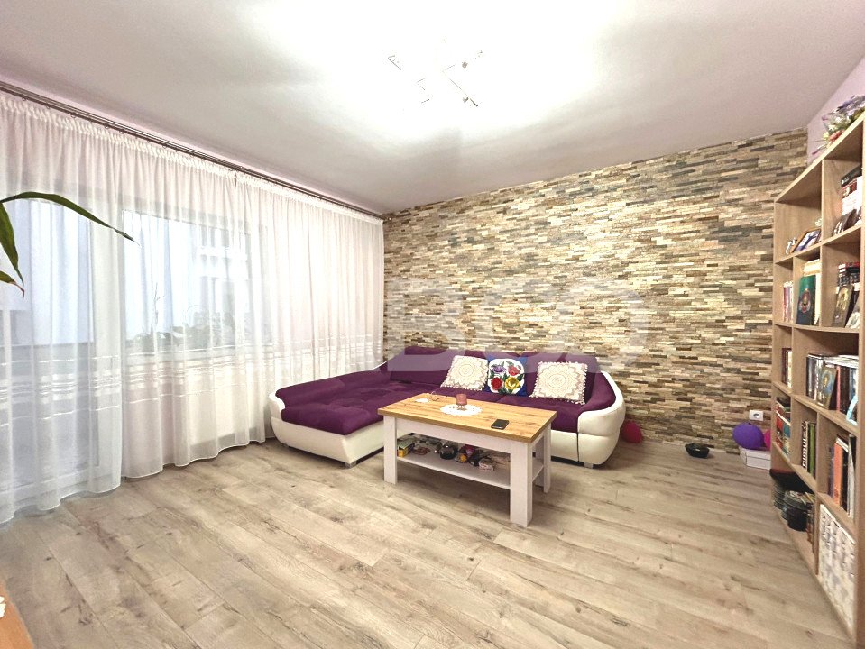 Apartament de vanzare modern 3 camere decomandat 70 mpu 2 bai in Sibiu