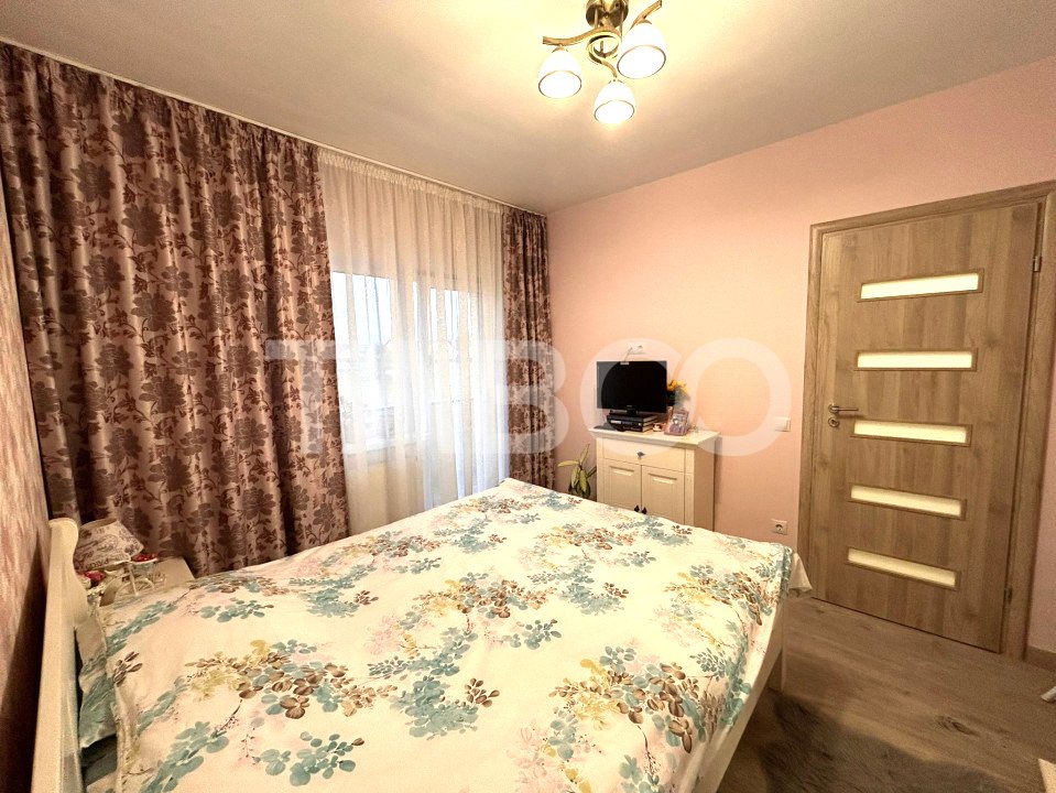 Apartament de vanzare modern 3 camere decomandat 70 mpu 2 bai in Sibiu