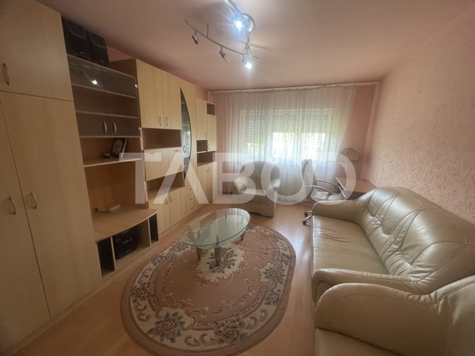 Apartament decomandat 2 camere 51 mpu balcon etaj 3 Vasile Aaron Sibiu