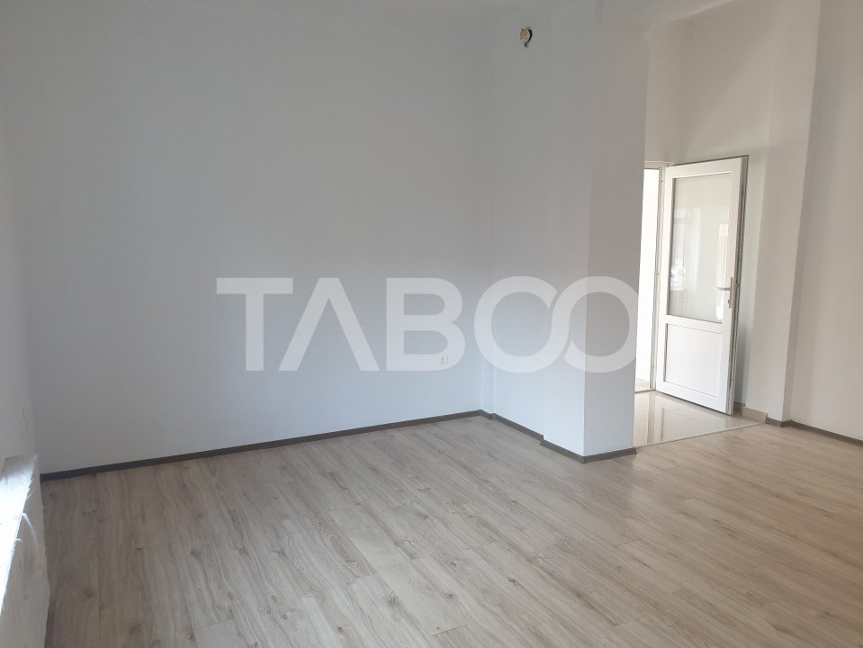 Apartament decomandat 2 camere 60 mpu pivnita curte Pianu de Jos Alba