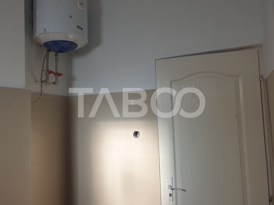 Apartament decomandat 2 camere 60 mpu pivnita curte Pianu de Jos Alba