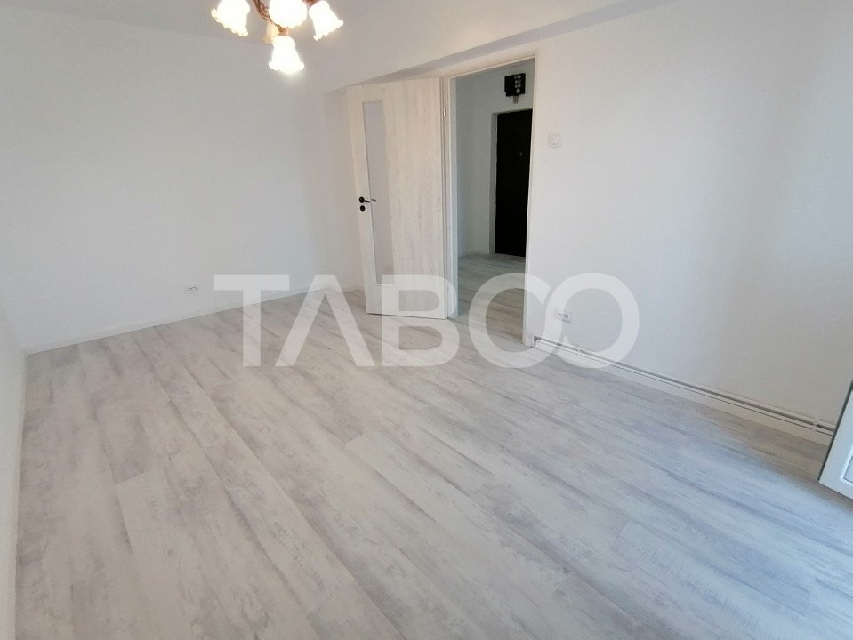 apartament-decomandat-2-camere-renovat-balcon-pivnita-strand-sibiu-P20573