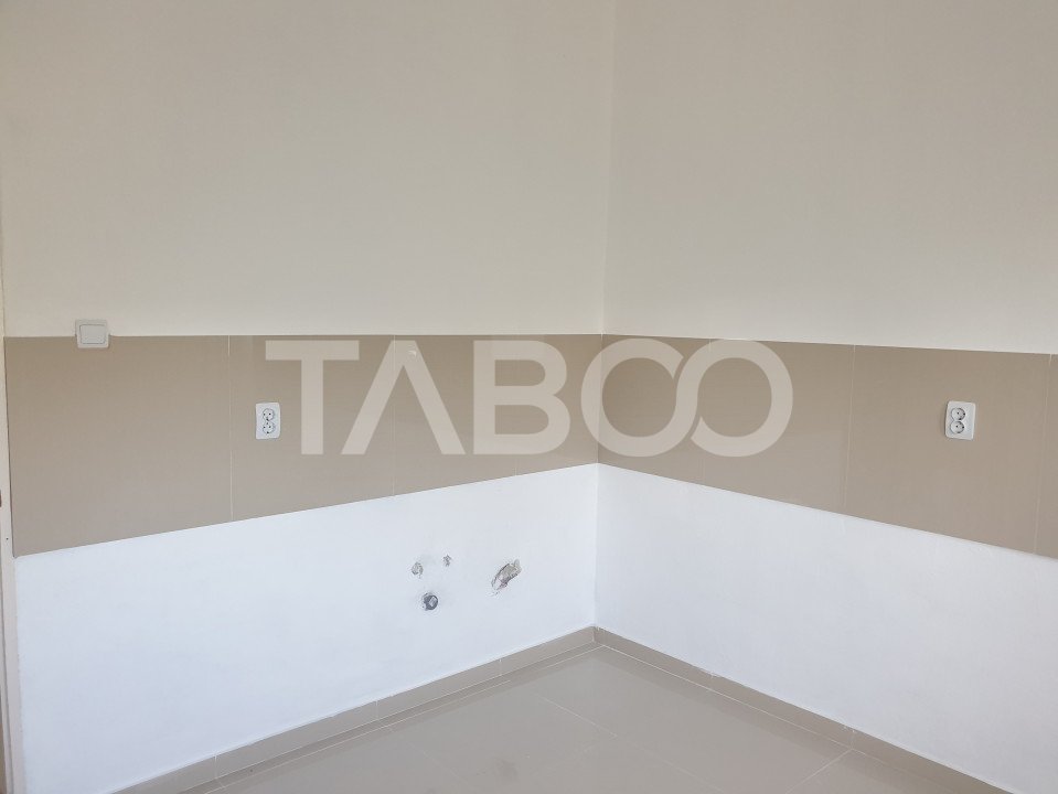 Apartament decomandat 3 camere 120 mpu parter curte Pianu de Jos Alba