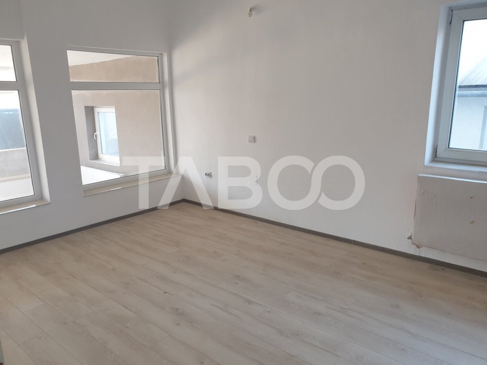 Apartament decomandat 3 camere 120 mpu parter curte Pianu de Jos Alba