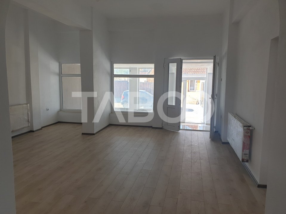 Apartament decomandat 3 camere 120 mpu parter curte Pianu de Jos Alba