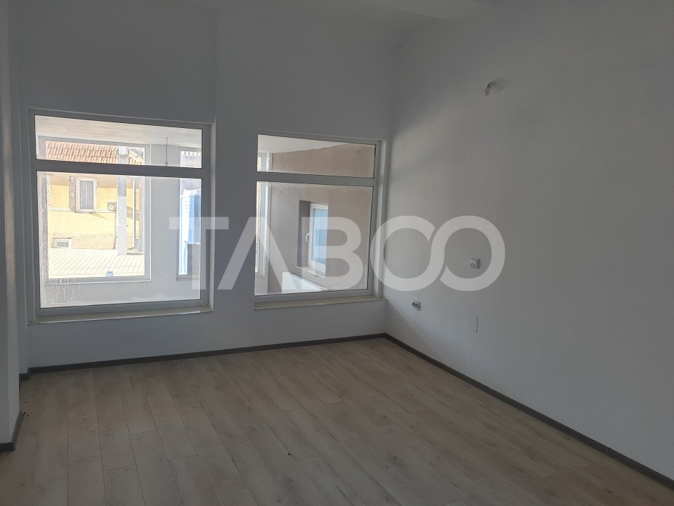 Apartament decomandat 3 camere 120 mpu parter curte Pianu de Jos Alba