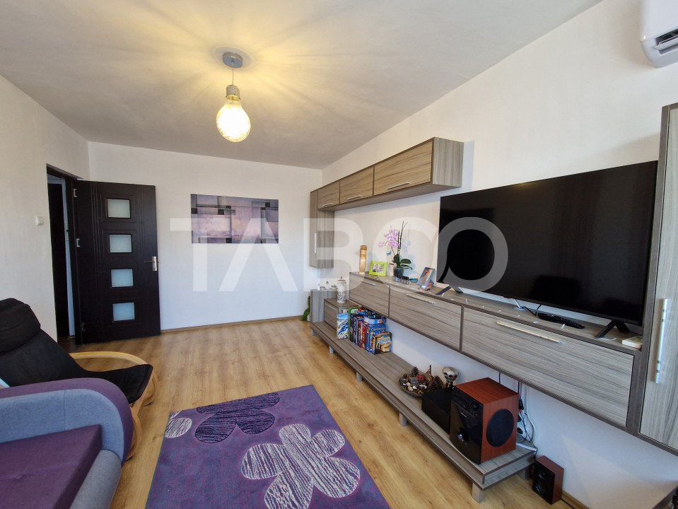 apartament-decomandat-3-camere-64-mp-pivnita-bloc-cu-lift-vasile-aaron-P20991
