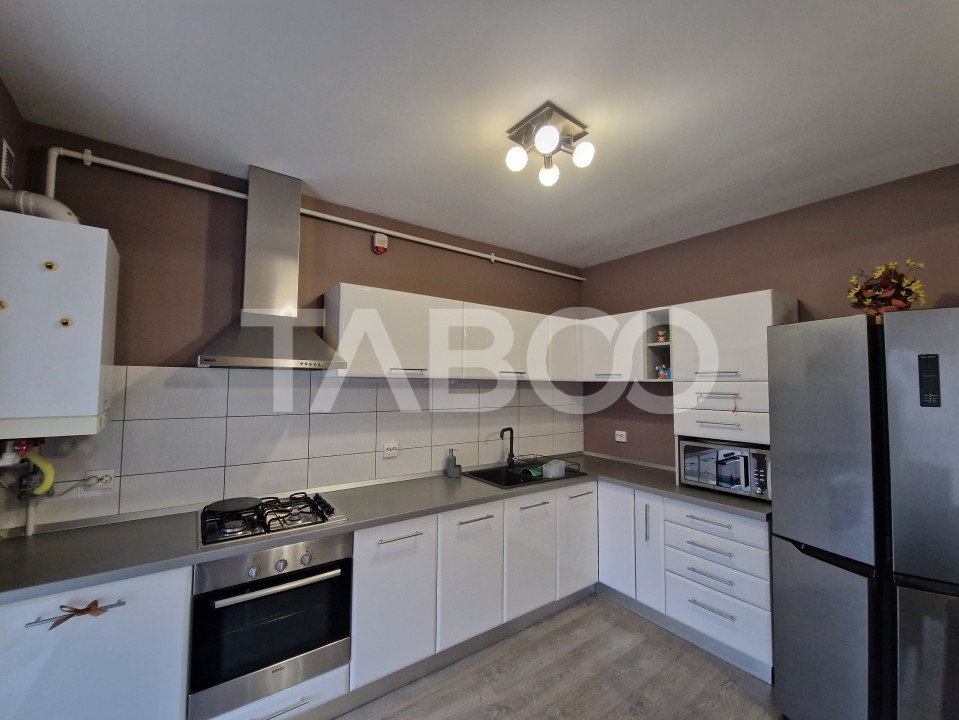 Apartament decomandat 3 camere mobilat si utilat Turnisor Sibiu