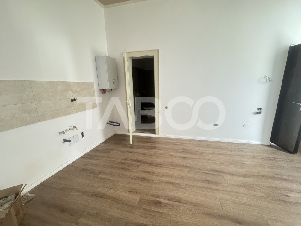 Apartament renovat cu 3 camere 65 mpu etaj 1 Centrul Istoric-Balcescu