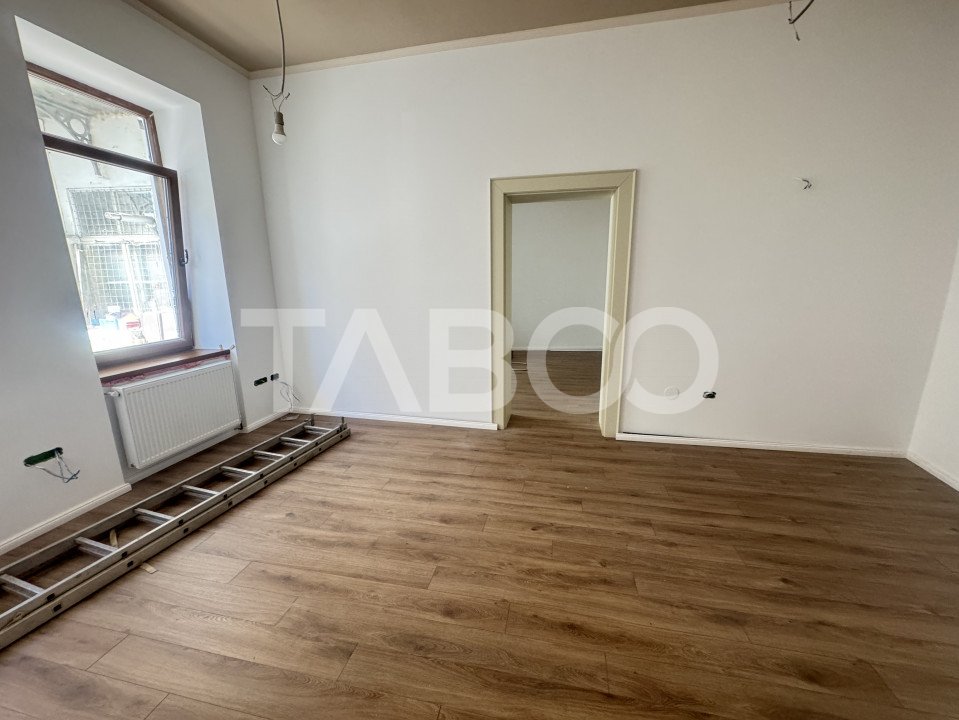 Apartament renovat cu 3 camere 65 mpu etaj 1 Centrul Istoric-Balcescu