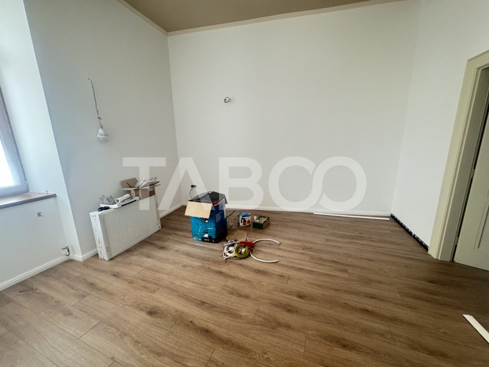 Apartament renovat cu 3 camere 65 mpu etaj 1 Centrul Istoric-Balcescu