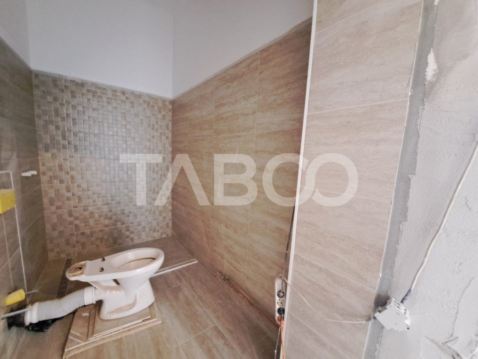 Apartament renovat cu 3 camere 65 mpu etaj 1 Centrul Istoric-Balcescu