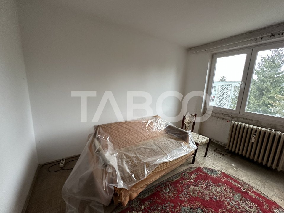 Apartament semidecomandat 2 camere etaj 4 zona Vasile Alecsandri