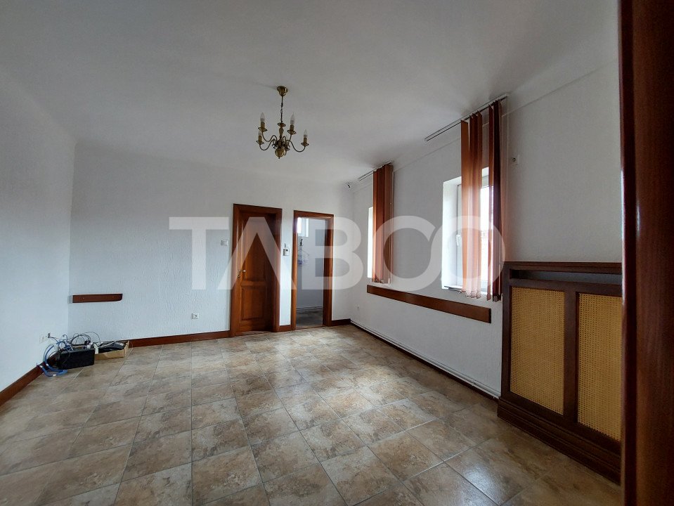 apartament-vila-zona-centrala-68-mpu-2-camere-spatioase-etaj-2-sibiu-P20197