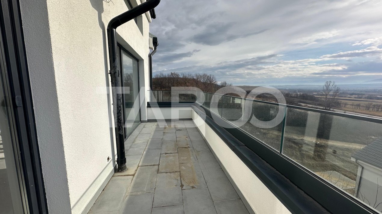 Aprtament 3 camere85 metri patrati utili balcon cu vedere spre munte