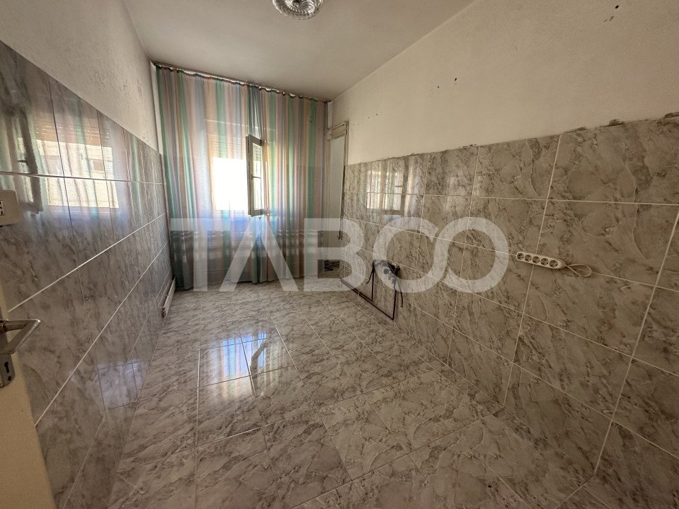 Comison 0% Apartament 4 camere 2 bai boxa la subsol etaj 3 