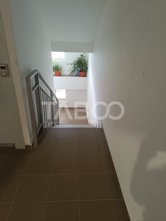 Garsoniera cat un apartament! 51 mp utili balcon 6 mp etaj 3 sat Marsa